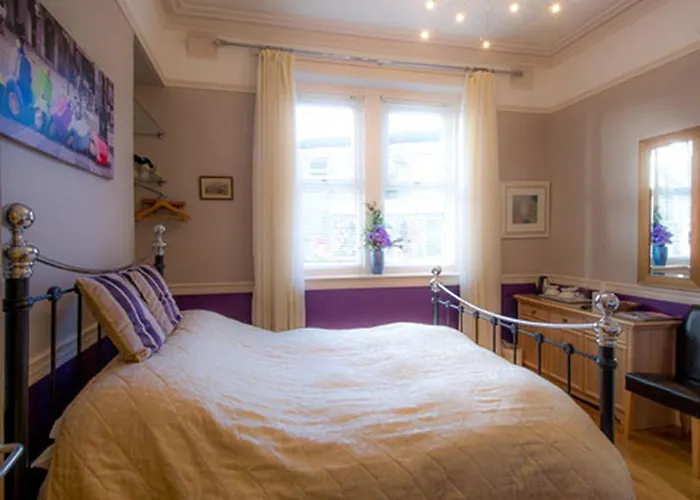 Bed & Breakfast King William Guest House